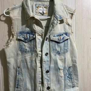 jean vest